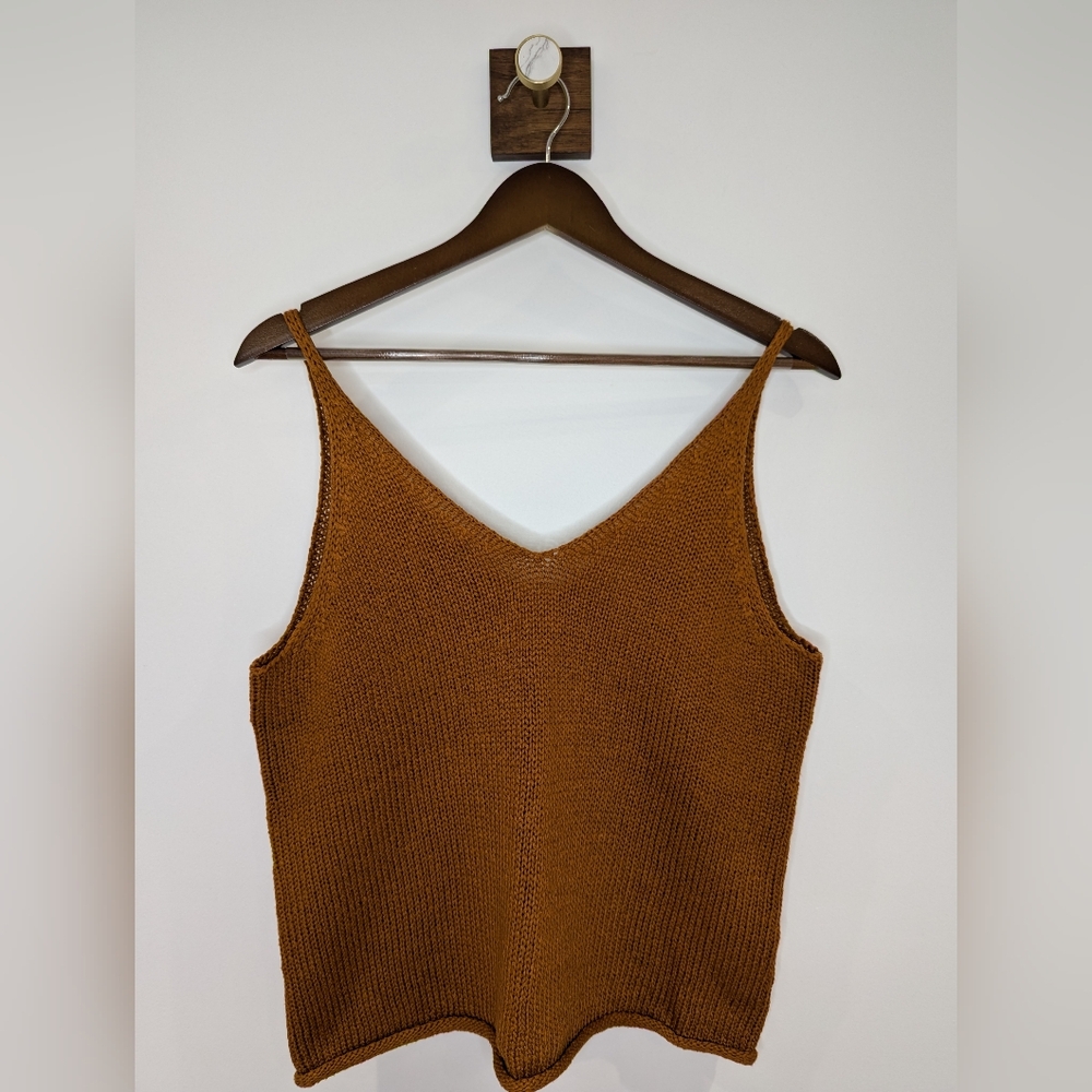 H&M burnt orange sweater tank top